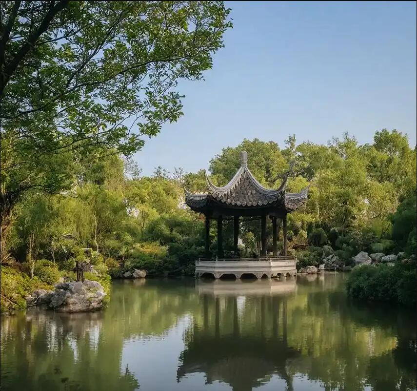 镇平县幼翠餐饮有限公司